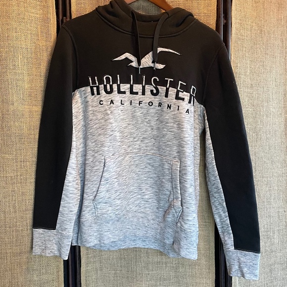 Hollister Other - EUC! Men's HOLLISTER sweatshirt hoodie black gray small